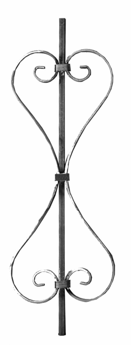 Traditional element with carabola made of square solid iron and blade (code: 300-04306)